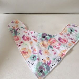 Copper Paul floral bib